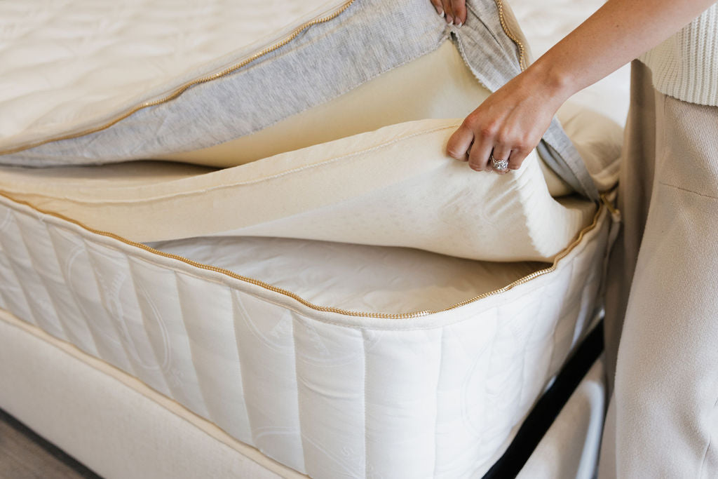 
      hybrid mattress
    