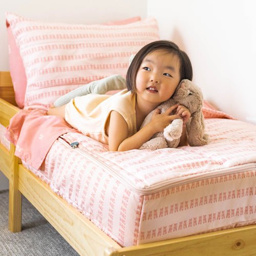 Zipper Bedding: Fun Prints For Girls
