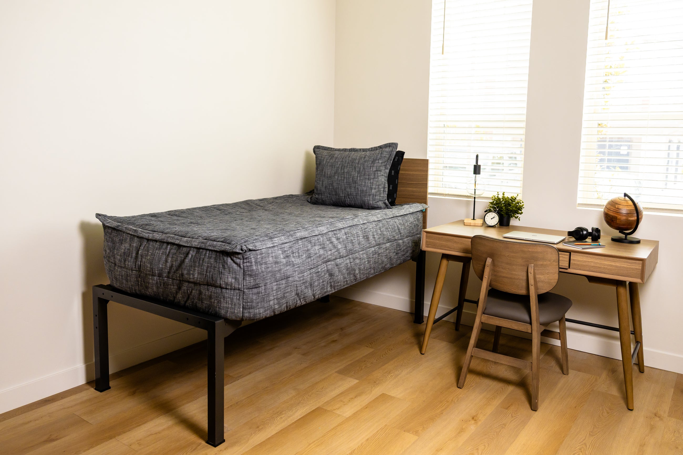 Oliver Luxe Beddy's